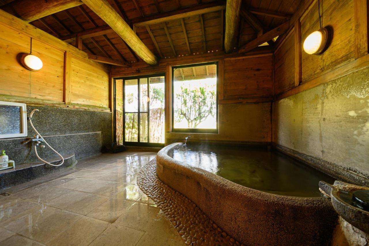 Yufuin Flora House Bed & Breakfast Exterior foto